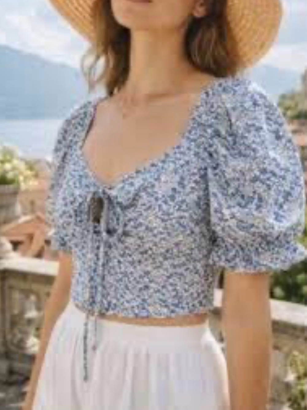 ASTR the Label Clairemont Puff Sleeve Floral Crop Top Size L